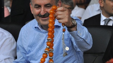 Bakan Müezzinoğlu'nun 'Ağa Tespihi' Merakı
