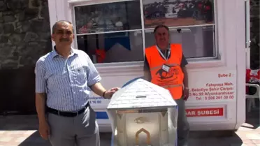 Kimse Yok mu Derneği İhtiyaç Sahiplerinin Yüzünü Güldürüyor
