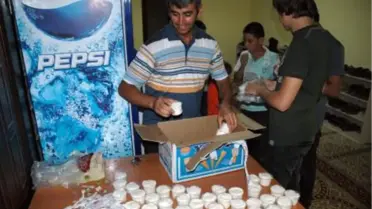 Teravih Namazı Sonrası Dondurma ve Soda İkramı