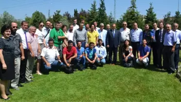Vali Yerlikaya Gazetecilerle Buluştu