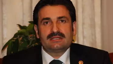 Doğu Türkistan'da Yaşanan Katliam İnsan Hakları Komisyonu'nun Gündeminde
