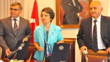 Ege Üniversitesi'nde Protokol...