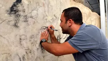 İzmir Agorası'nın Duvarlarını Dünya Konuşacak