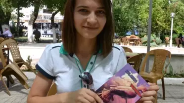 17 Yaşında Kitap Yazdı, İpsala'nın Gururu Oldu