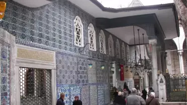 Eyüp Sultan Türbesi Ziyarete Açıldı
