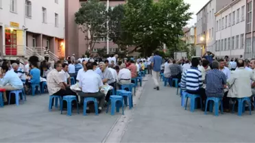 İmam Hatip Mezunları Geleneksel İftarda Buluştu