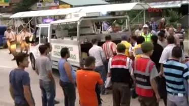 3 Ayda 3 Kişi Ölünce Yolu Ulaşıma Kapattılar