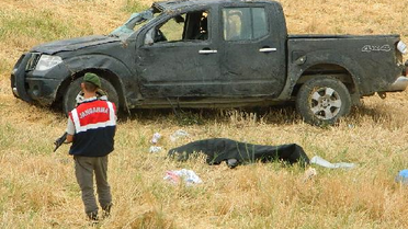 Pikap Tarlaya Uçtu: 1 Ölü, 1 Ağır Yaralı