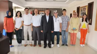 Öğrencilerden Belediye Başkanı Faruk Akdoğan'a Ziyaret