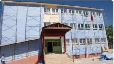 Okullarda Tadilat ve İyileştirme Çalışmaları Başladı