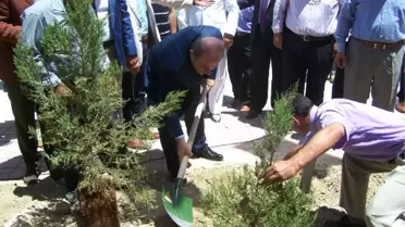 Antalya Valisi Öztürk, Korkuteli Halk Eğitim Merkezi'nin Açılışını Gerçekleştirdi