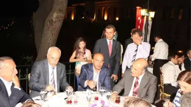 İstanbul Emniyet Müdürlüğü'nden Şehit Ailelerine İftar