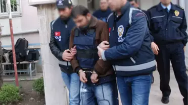 Eşi ve 3 Çocuğunu Öldüren Şahıs Hakim Karşısına Çıktı