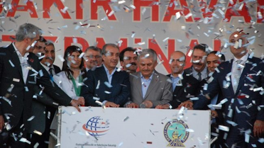 Diyarbakır Havalimanı Yeni Terminal Binasının Temeli Atıldı