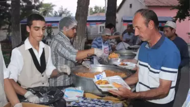 Keşan'ın Yeni Mahallesi Paşayiğit'te İftar Yemeği
