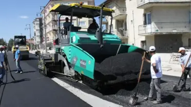 Üç Ekiple Sıcak Asfalt