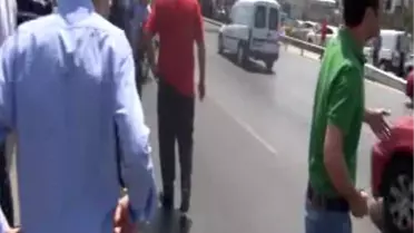 Kaza Yerine Gelen Babanın Zor Anları