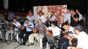 Uğur Mumcu Parkı'nda Türkülerle Ramazan Eğlencesi