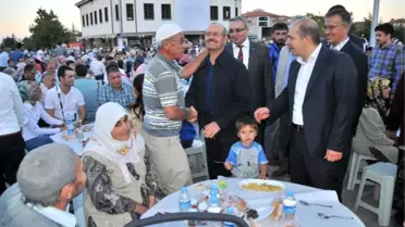AK Parti'den Akşehir'de İftar