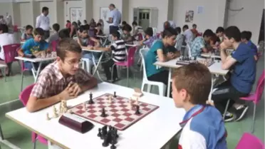 Mardin'de Kur'an Kursları Arası Satranç Turnuvası Düzenlendi