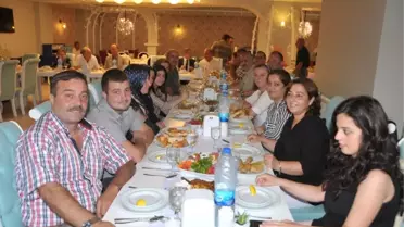 Osman Çavuş'tan Meclis Üyelerine İftar