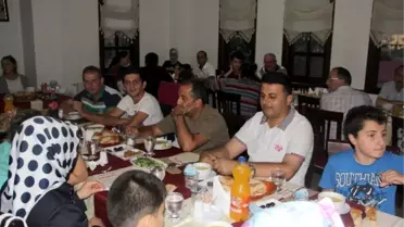 Bozkurt Belediyesi Çalışanları İftarda Bir Araya Geldi