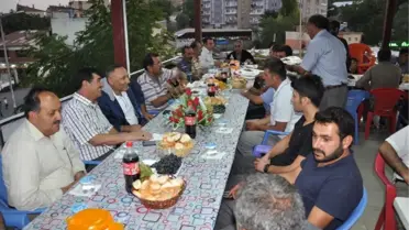 İş Adamı Murat Doğanay'dan İftar Yemeği