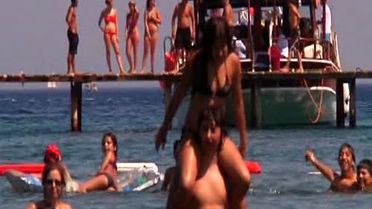 Bodrum Doldu Taştı