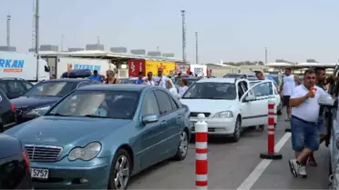 Gurbetçilerin Kapıkule'den Dönüş Çilesi