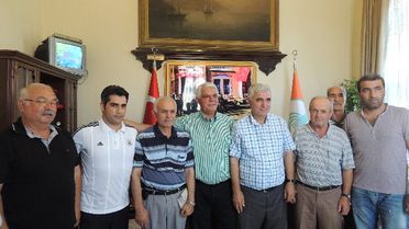 Kavşak Yapılmasını Talep Ettiler