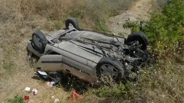 Takla Atan Araç Dereye Uçtu: 5 Yaralı