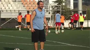 İncirliova Belediyespor İsmail'i Aldı