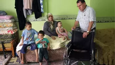 Engelli Sığınmacılara Tekerlekli Sandalye