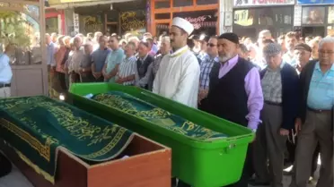 Göksun'da Kaza Sonucu Boğularak Ölen 2 Kişi Toprağa Verildi