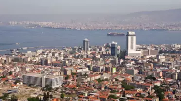 İzmir'de Metrekare Fiyatları Arttı