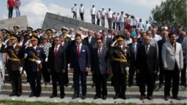 Kütahya Zafertepe'de Yağmur Altında 30 Ağustos Kutlaması