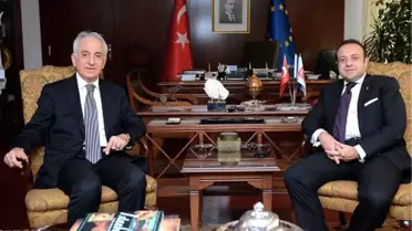 Egemen Bağış Kamu Başdenetçisi Ömeroğlu'nu Kabul Etti