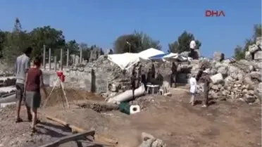 Side Antik Kenti'nde Arkeolojik Kazılar Sürüyor