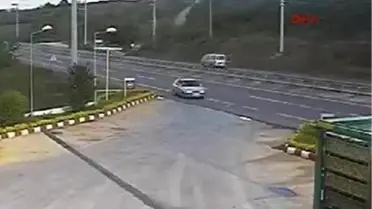 'Yoldan Çıkan Araç Durakta Bekleyenlere Çarptı: 2 Kardeş Öldü, Anneleri Yaralandı' Haberine Ek