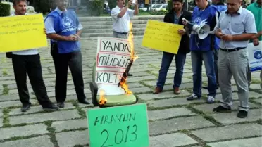 Koltuk Yakıp, Milli Eğitim Müdürünü İstifaya Davet Ettiler