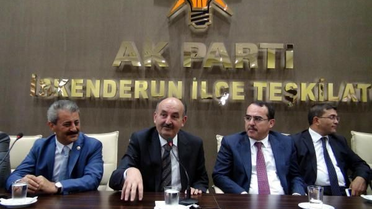 Bakanlar Müezzinoğlu ve Ergin, Hatay'da