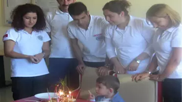 Minik Haşim'in Ailesinden Anlamlı Doğum Günü Partisi