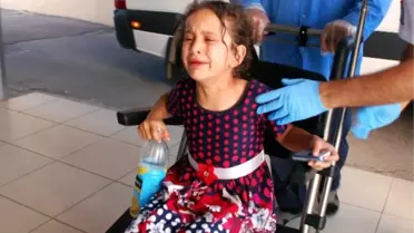 Otomobil, Engelli Aracına Çarpıp Kaçtı: 3 Yaralı