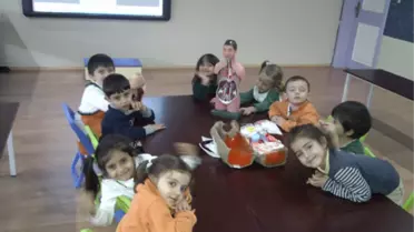 Minikler Akıllı Tahtada Öğrenecek