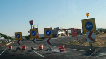 Yol Çalışmaları Trafiği Aksatıyor