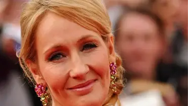 Harry Potter'ın Yazarı Rowling'ten Yeni Film Müjdesi