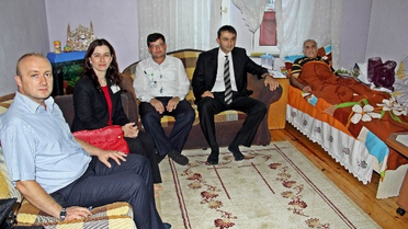 Taburcu Edilen Hastalar Evlerinde Ziyaret Ediliyor