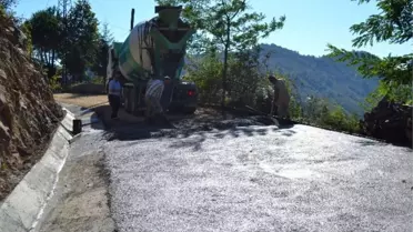 Köydes Beton Yol 2. Etap Çalışmaları