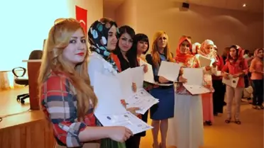 Kuzey Iraklı Hemşire Adaylarına Sertifika