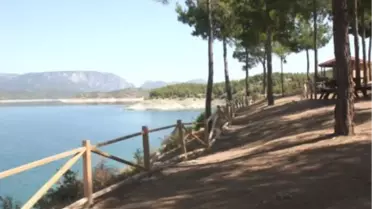 Vezirsuyu Tabiat Parkı Ziyaretçilerini Bekliyor